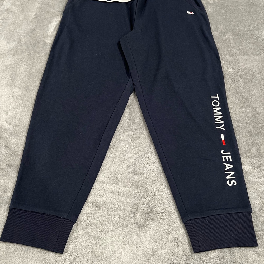 NWOT Tommy Hilfiger Women’s Dark Blue Joggers Size L